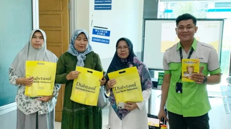 Diabetasol Beri Edukasi Pentingnya Kontrol Gula Darah Bersama RSUD Arosuka Solok