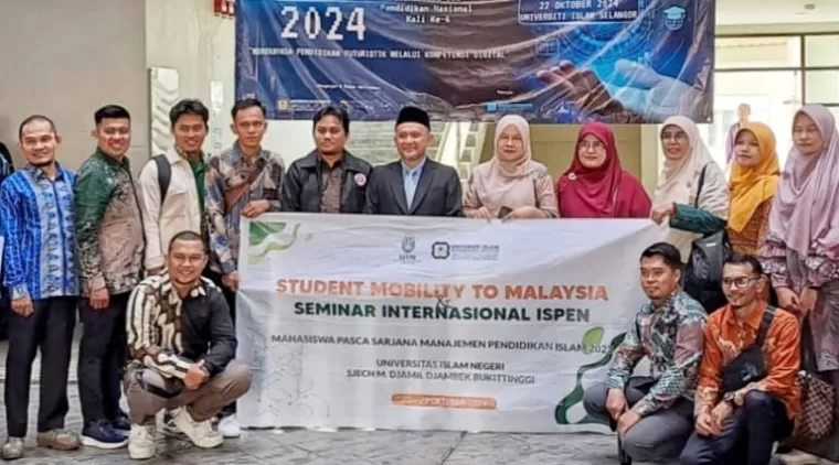 Mahasiswa MPI UIN Bukittinggi Bawa Pemikiran Pendidikan Islam dan                                                             Minangkabau di Forum Internasional