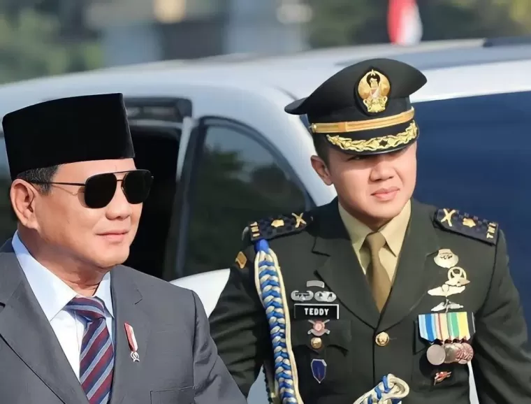 Teddy Indra Wijaya bersama Prabowo. (Foto: Inilah.com)