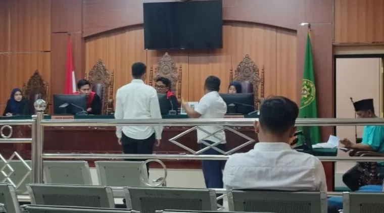 Sidang Lanjutan Pemalsuan Tanda Tangan Mamak Kaum Koto Nan Baranam, Hakim: Kalau Bohong Jangan Sama Hakim