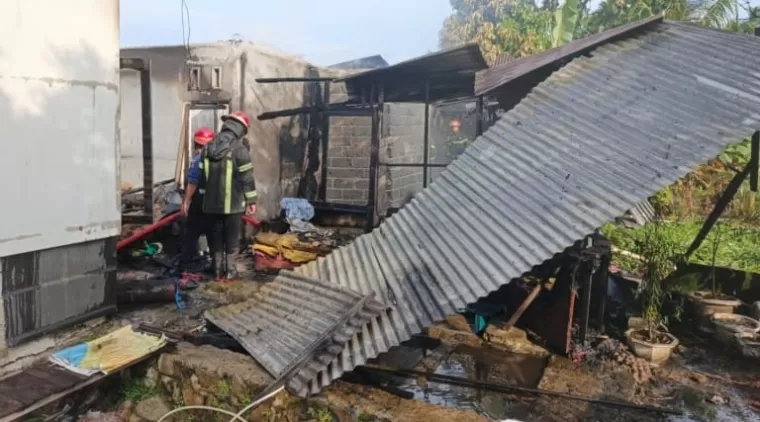 Tiga Rumah di Padang Hangus Terbakar, Kerugian Capai Rp400 Juta