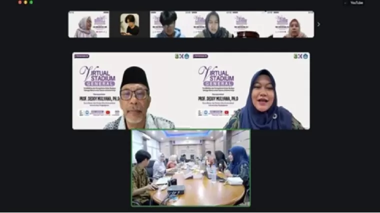 Prof Deddy Mulyana menjadi narasumber dalam webinar bertajuk &quot;Kredibilitas dan Kompetensi Antarbudaya untuk Sukses di Dunia Kerja&quot;, Rabu (23/10) dalam rangka HUT ke 17 Departemen Ilmu Komunikasi FISIP Universitas Andalas. (ist)