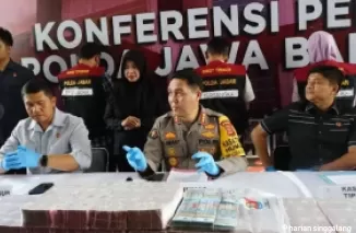 Konferensi Pers Subdit Tipidkor Ditreskrimsus Polda Jabar. (Foto: Sukabumi Update)