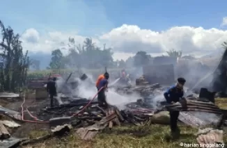 Kondisi rumah yang habis terbakar. (Maswir Chaniago)