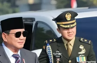 Teddy Indra Wijaya bersama Prabowo. (Foto: Inilah.com)