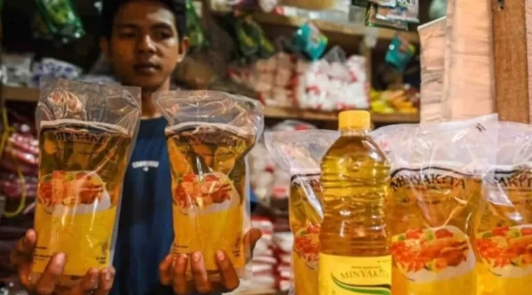 Kemendag Sebut Harga MinyaKita Tembus Rp17.058 Per Liter