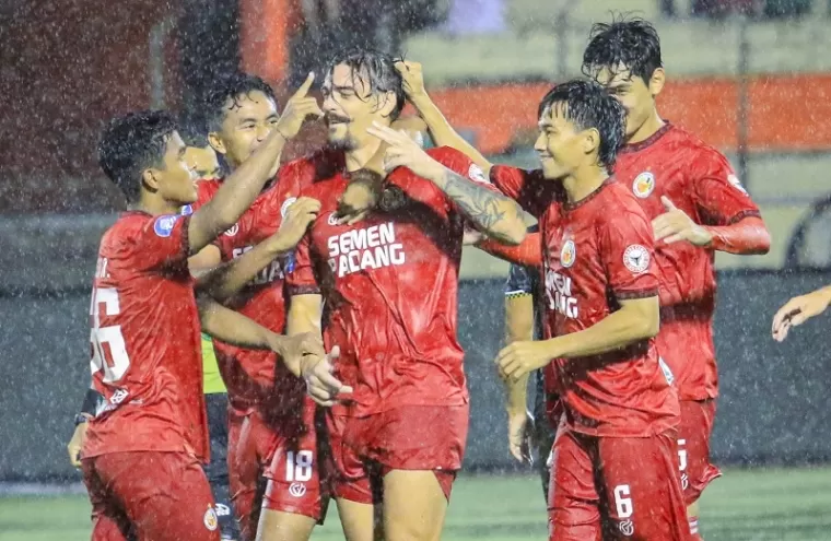 Skuad Semen Padang FC pada Kamis (21/11) malam ini menjamu PSM pekan 11 Liga 1. Kabau Sirah bidik poin 3 atas Juku Eja. (mospfc)