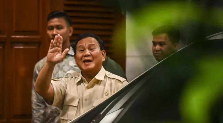 Prabowo Umumkan Gaji Guru Naik Tahun Depan