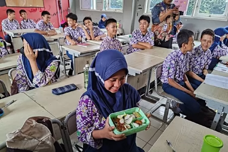 Program makan bergizi gratis. (Foto: infobanknews)