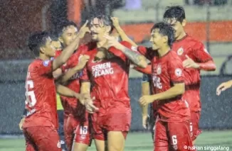 Skuad Semen Padang FC pada Kamis (21/11) malam ini menjamu PSM pekan 11 Liga 1. Kabau Sirah bidik poin 3 atas Juku Eja. (mospfc)