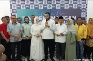 Fadly Amran dan Maigus Nasir gelar jumpa pers Hitungan Sementara, di NasDem Tower, Rabu (24/11-2024) malam.