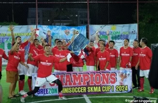 Tim Minisoccer Semen Padang berhasil meraih juara 1 di ajang Breezon Minisoccer Sekolah Kehutanan Menengah Atas (SKMA) I Cup Padang.