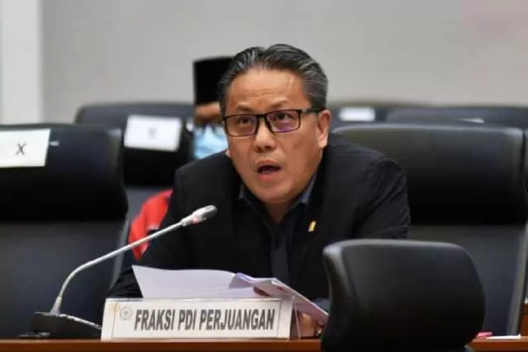 Wakil Ketua Komisi 11 DPR Fraksi PDIP Dolfie Othniel Frederic Palit. (Foto: Suara Investor)