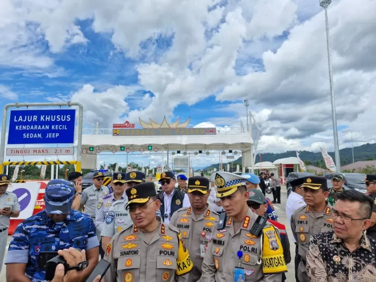 Kapolda Sumbar Cek Pembangunan Jalan Tol