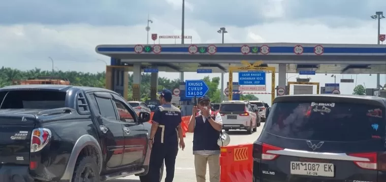 Libur Nataru, Trafik Tertinggi Kendaraan Tercatat pada Ruas Tol Padang - Sicincin