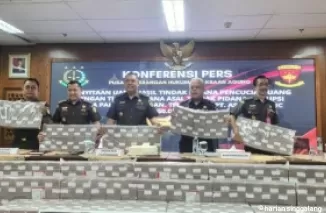 Kejaksaan Agung (Kejagung) kembali menyita uang dalam perkara dugaan tindak pidana pencucian uang dan tindak pidana korupsi PT Duta Palma Group. (Foto: detikcom)