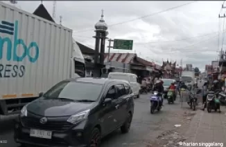 Macet di Padang Lua. (maswir)