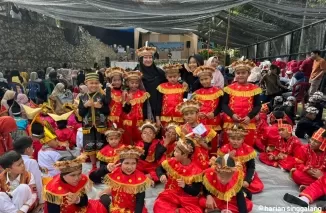 Sumarak Anak Sekolah Alam Golden School the Wonderful of Asia