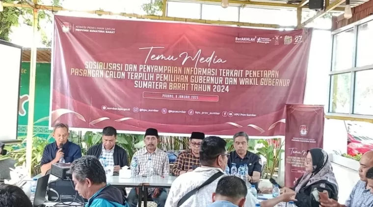 Tanpa Sengketa, KPU Sumbar Tetapkan Pasangan Gubernur dan Wakil Gubernur Terpilih