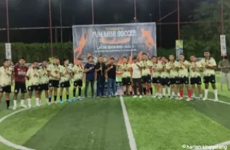 Tim Leting 48 Angkatan 2022 tampil juara sekaligus angkat tropi. (dede amri)