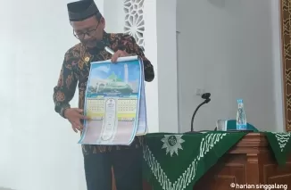 Dr. Firdaus, ahli Hisab Muhammadiyah Sumbar, sosialisasikan KHGT di Payakumbuh.