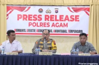 Kepolisian Resor Agam melaksanakan Press Release akhir tahun 2024 di aula Wibisono Polres Agam dengan mengundang puluhan jurnalis / wartawan dari berbagai media untuk meliput kegiatan, Selasa (31/12).- Ist