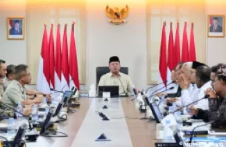 Menteri Nusron memberi perhatian khusus terhadap penyelesaian pendaftaran tanah rumah ibadah dengah menggelar Rakor dengan Organisasi Lintas Agama. (ist)