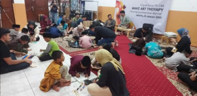 Dorong Pentingnya Kesehatan Mental, Penerima Beasiswa LPDP Donasikan Ratusan Buku Hingga Gelar Terapi Seni