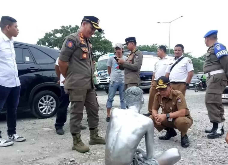 Tim Gabungan Amankan Anjal, Gepeng dan Badut