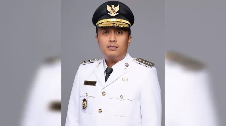 Ilustrasi Vasko Ruseimy dan Kesempatan Emas Pembangunan Sumatera Barat