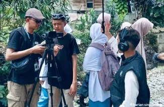 Proses pembuatan film berjudul 'Takjil Terakhir' oleh santri Kauman Muhammadiyah Padang Panjang. (ist)