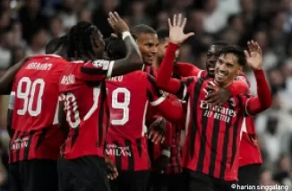 Play Off Liga Champions: AC Milan Tersingkir, Bayern Lolos