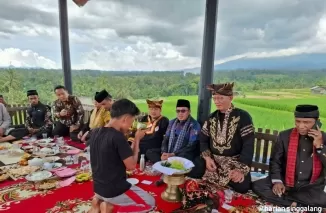 Sudah Lama Hilang: Di Gurun Puluhan Mamak Antar Kemenakan Belajar Silat