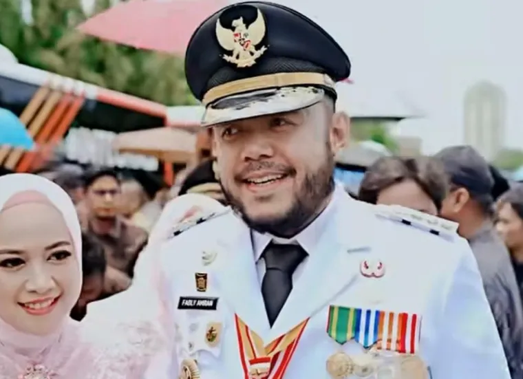 Fadly Amran Ingin anak Muda Kota Padang Kuliah ke Luar Negeri