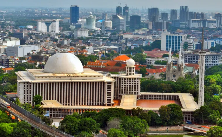 Masjid Istiqlal. (Foto: Wikipedia)