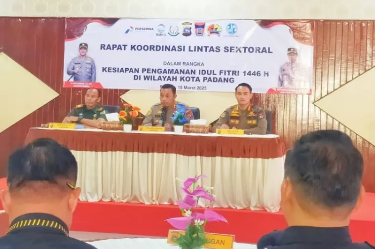 Ratusan Personel Tim Gabungan Siapa Amankan Libur Lebaran di Padang