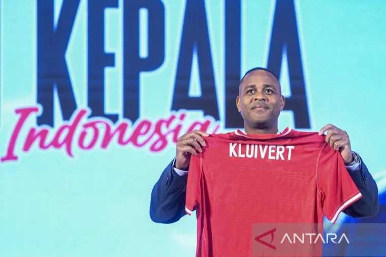 Resmi! Kluivert Panggil Dua Pemain Baru untuk Lawan Australia dan Bahrain