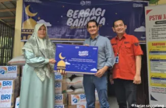 BRI Payakumbuh Berbagi Berkah Ramadhan, Salurkan Bantuan CSR untuk Panti Werdha Jasa Ibu