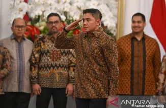 KSAD: Letkol Teddy tak Perlu Mundur dari TNI karena Jadi Seskab