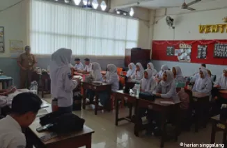 Membaca Peta Pendidikan Sumbar (4) SMA 1 Padang yang Luar Biasa