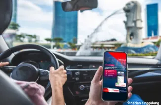 Melalui Paket RoaMAX Singapura, pelanggan dapat menikmati layanan roaming berkecepatan tinggi dengan harga terjangkau, ditambah voucher GoCar untuk mempermudah mobilitas.